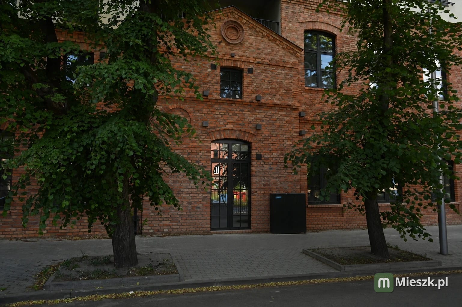 ul. Jana Dekerta 9 — 5