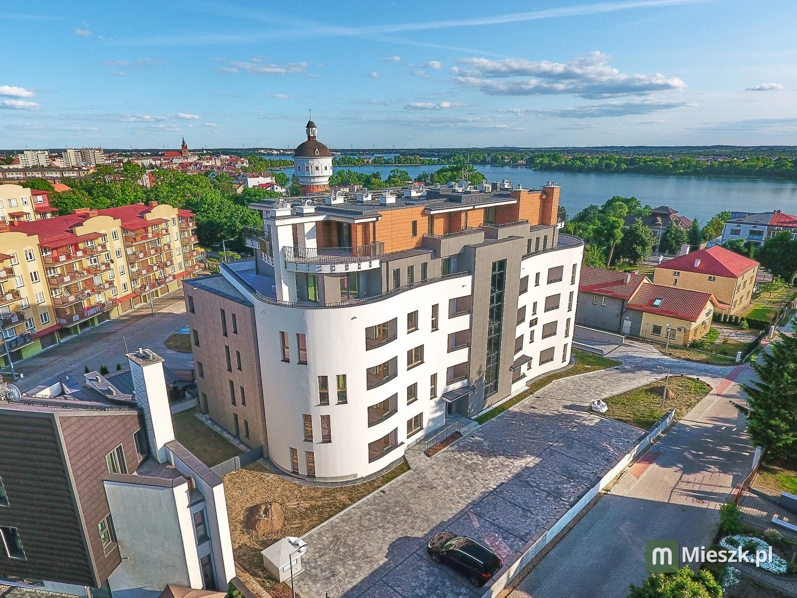 ul. Baczyńskiego 3 — 6