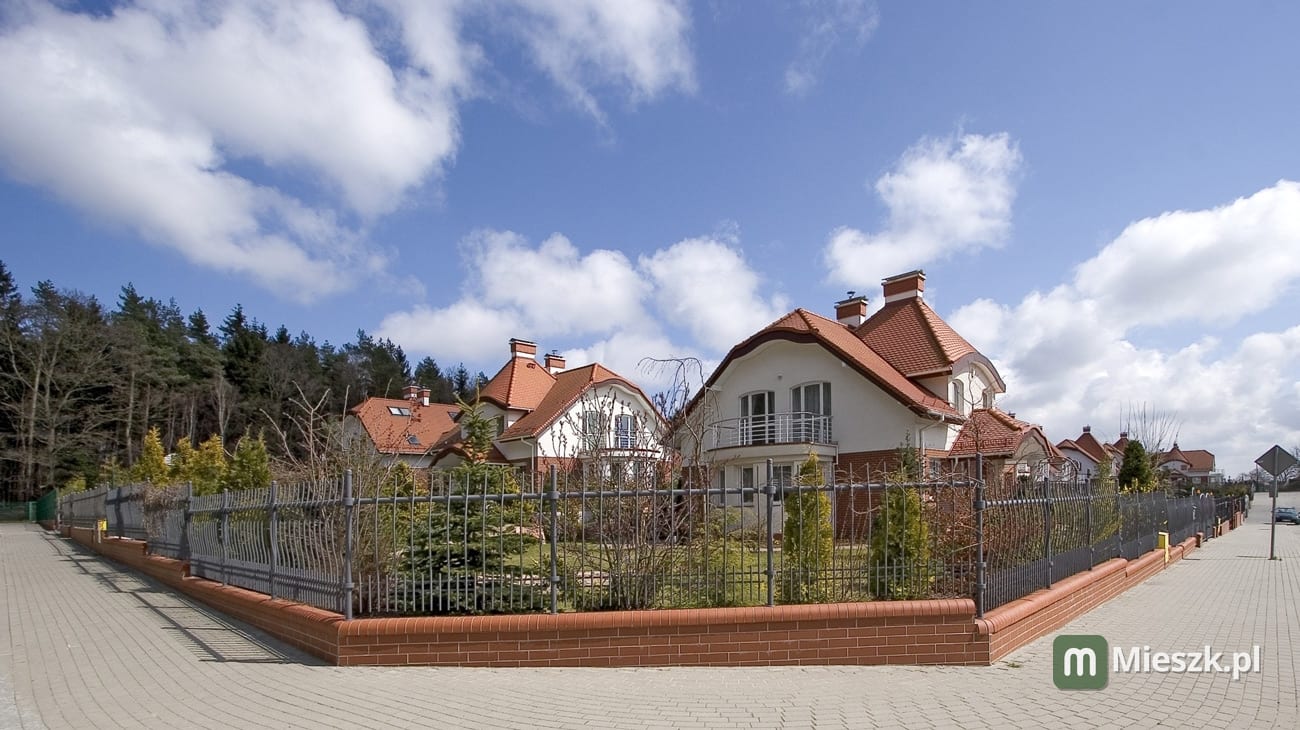 Orląt Lwowskich — 11
