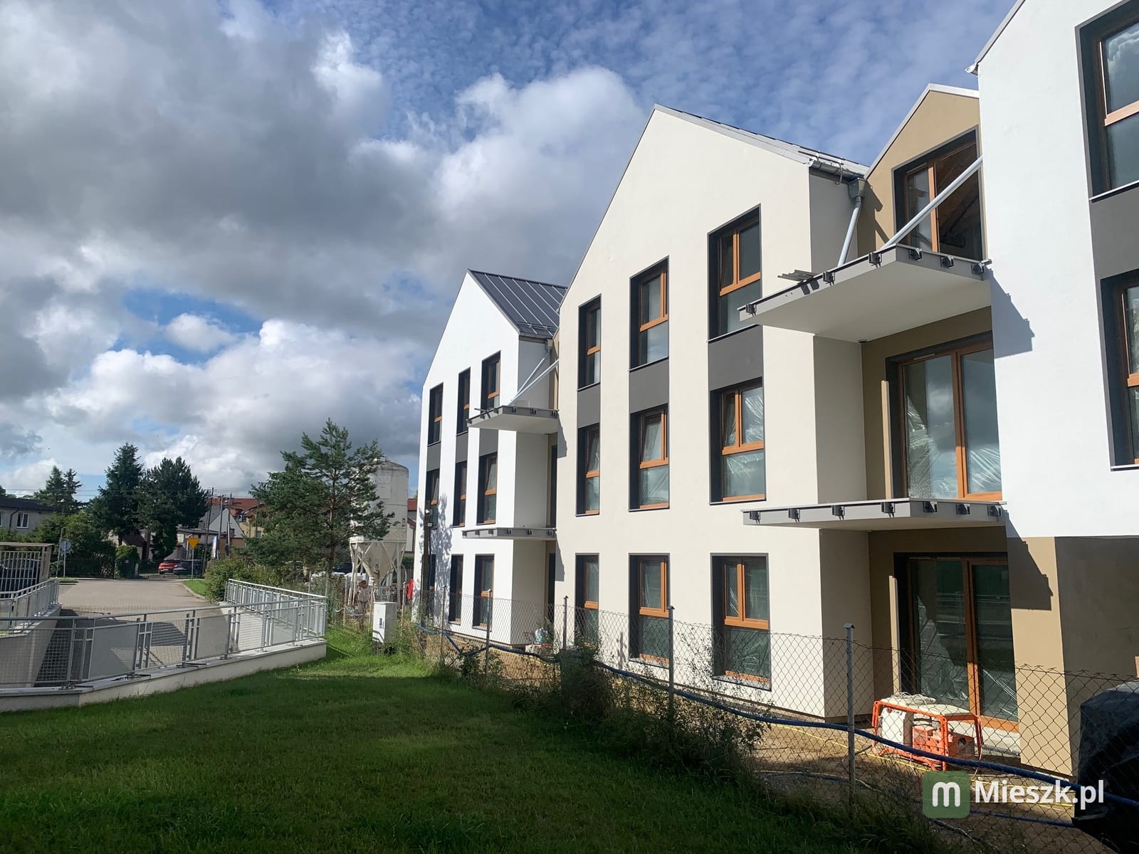 ul. Kosynierów 9 — 11