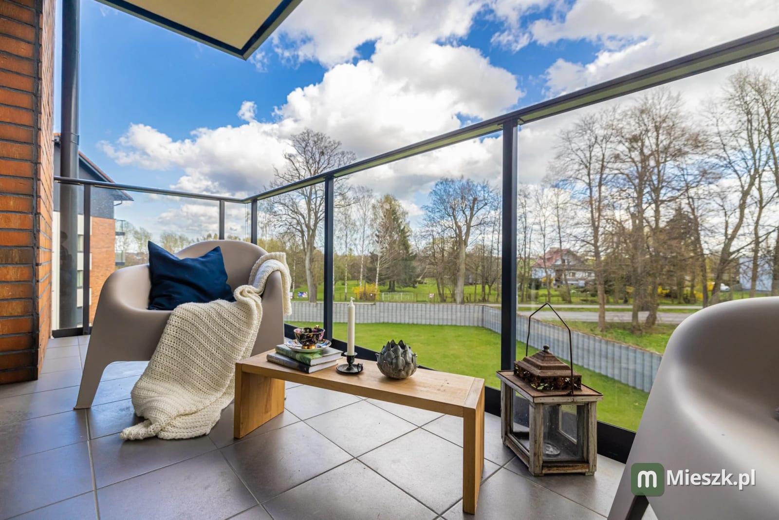 Wiktoria Park II — 12