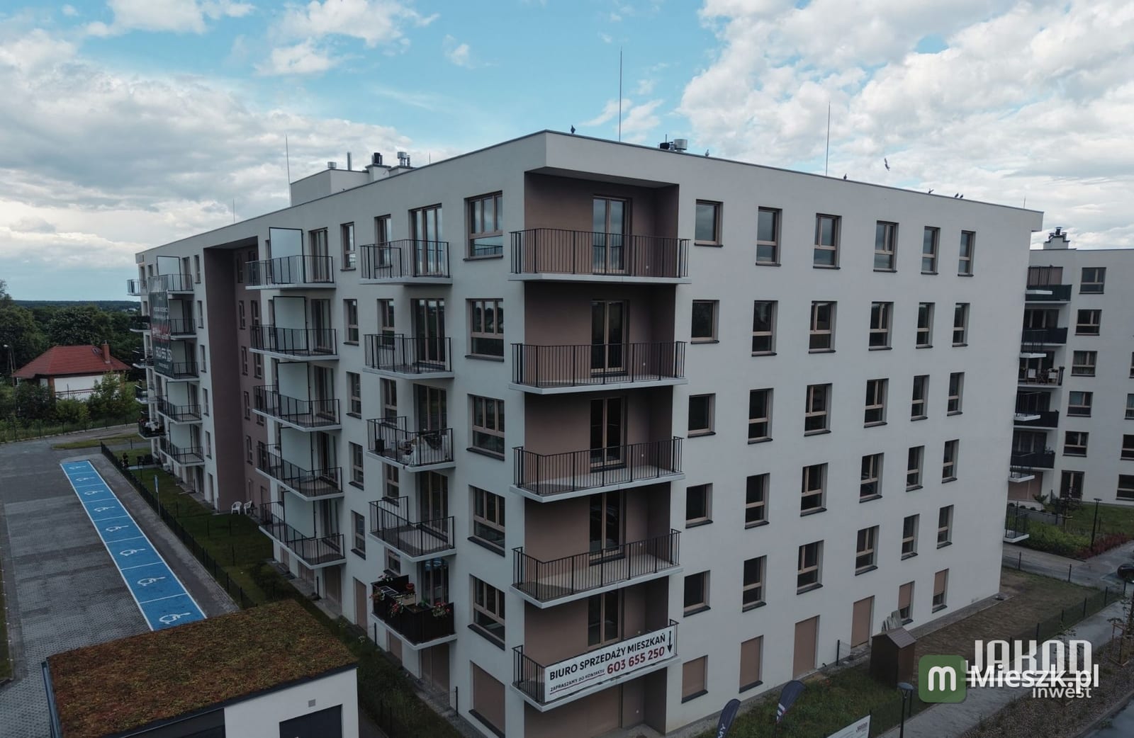 Nowa Czernica — 8