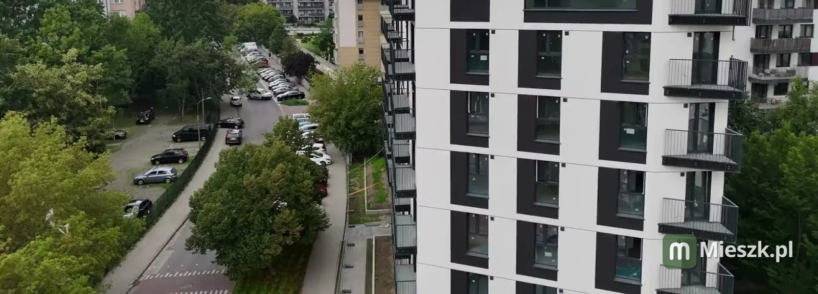 Bogusławskiego 21 — 2