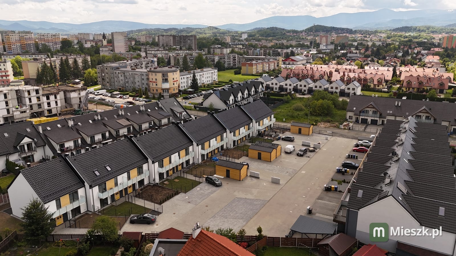 Witolda Lutosławskiego — 4