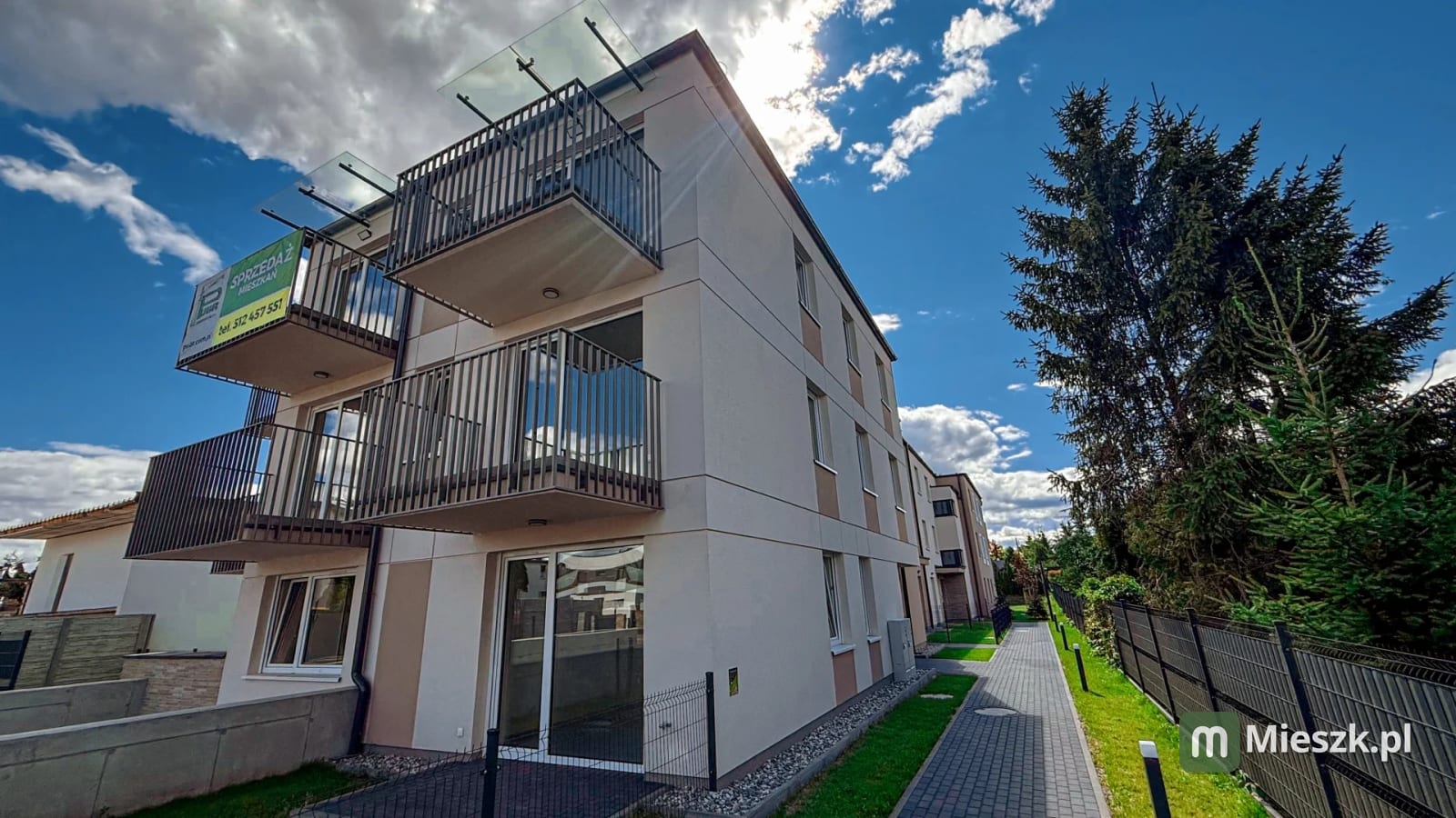 Siedlecka 117 — 8