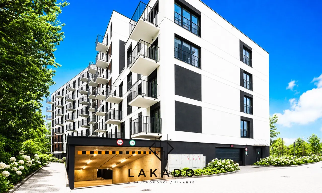 ul. Pana Tadeusza — 4