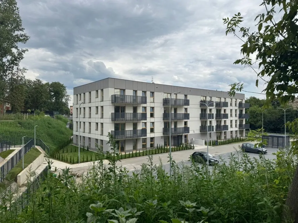 Odległa — 4