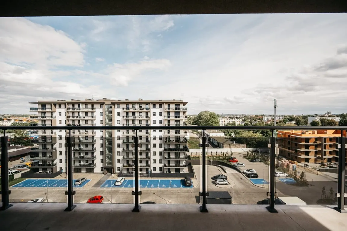 Podmiejska 37 — 14