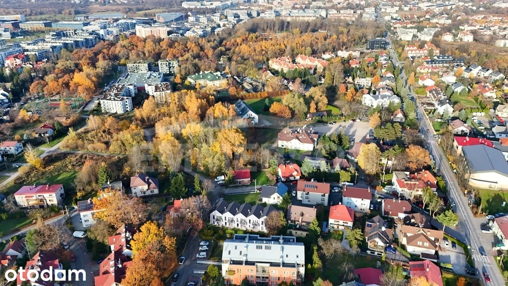 ZAMIEJSKA 9 ” PRZY ULICY ZAMIEJSKIEJ 9 — 4