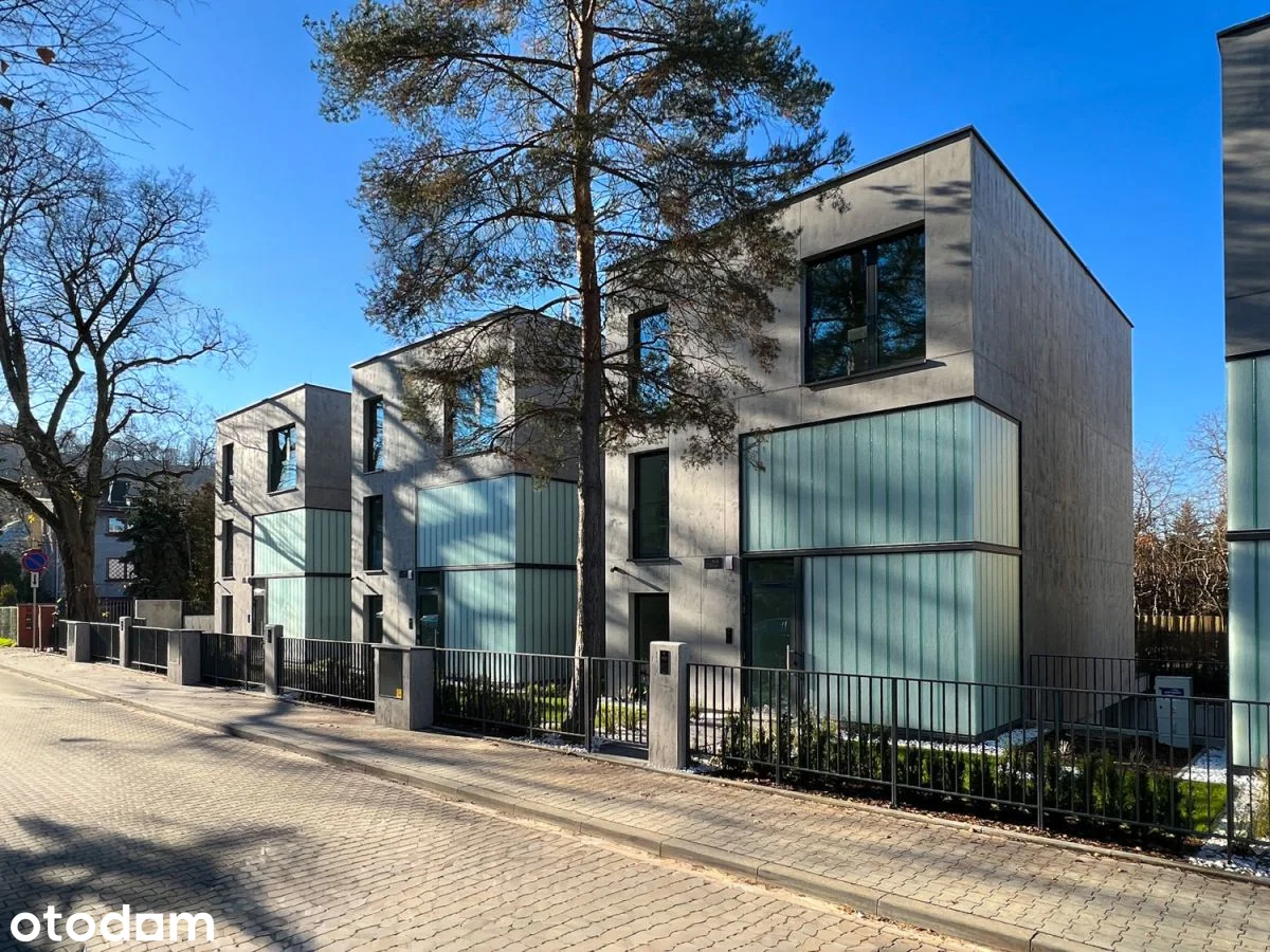 Królowej Jadwigi — 4