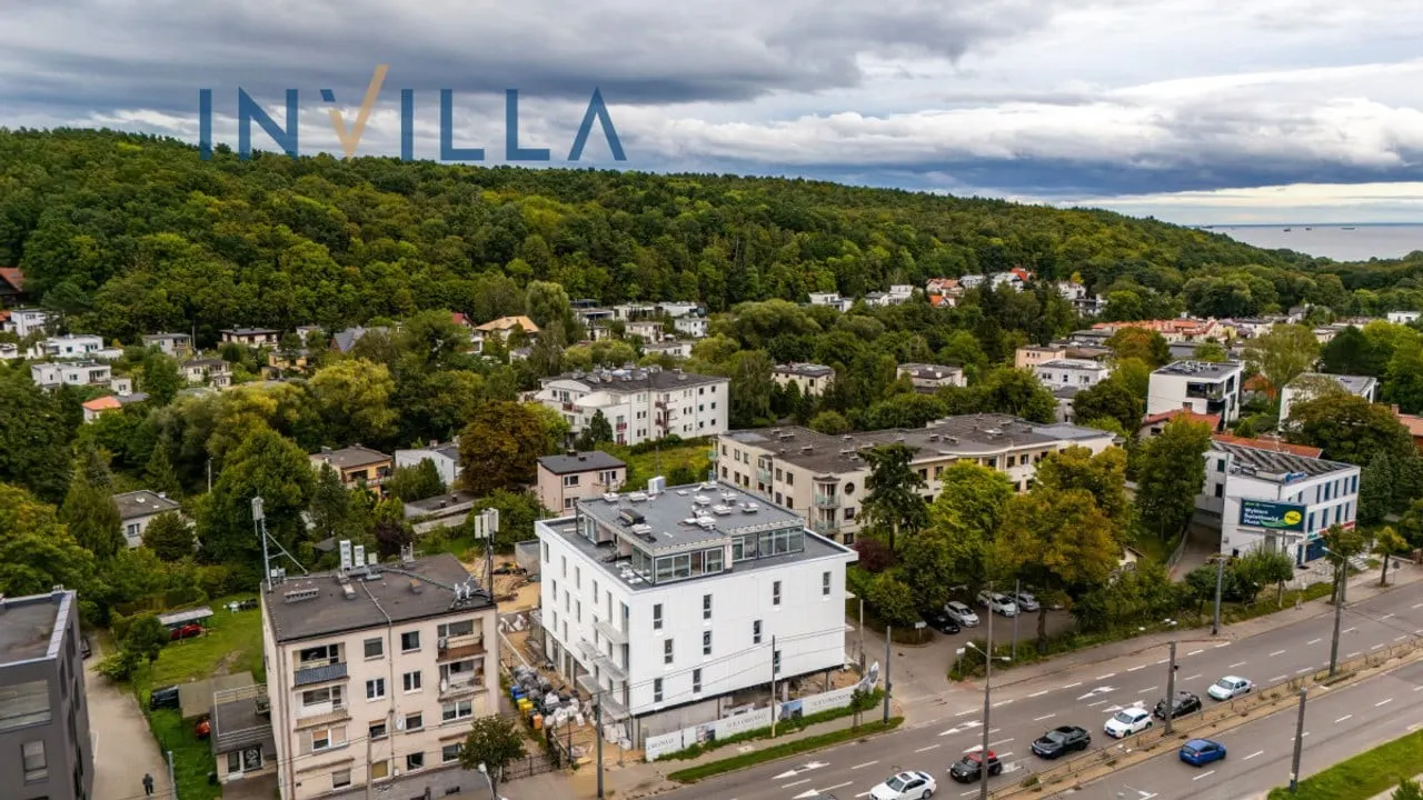ul. Kasztanowa — 12
