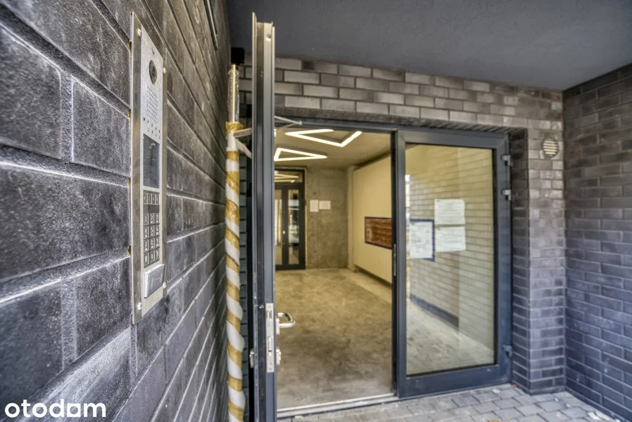Daszyńskiego 68A-68B — 12