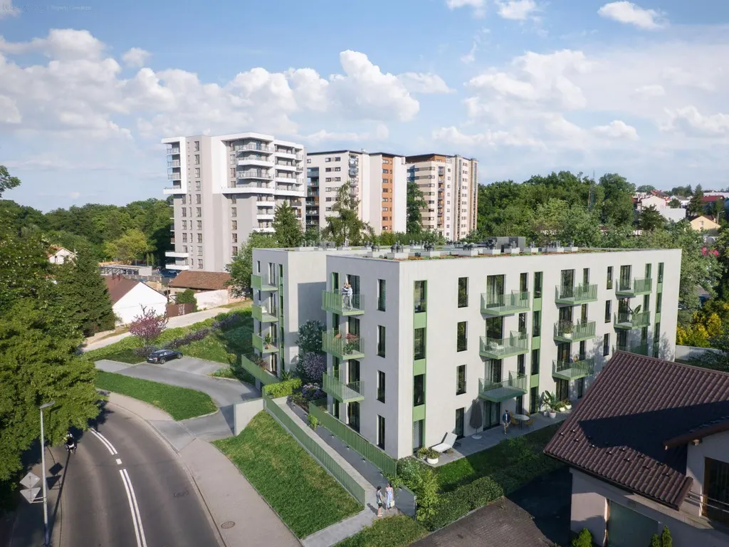 Malborska 151 — 11