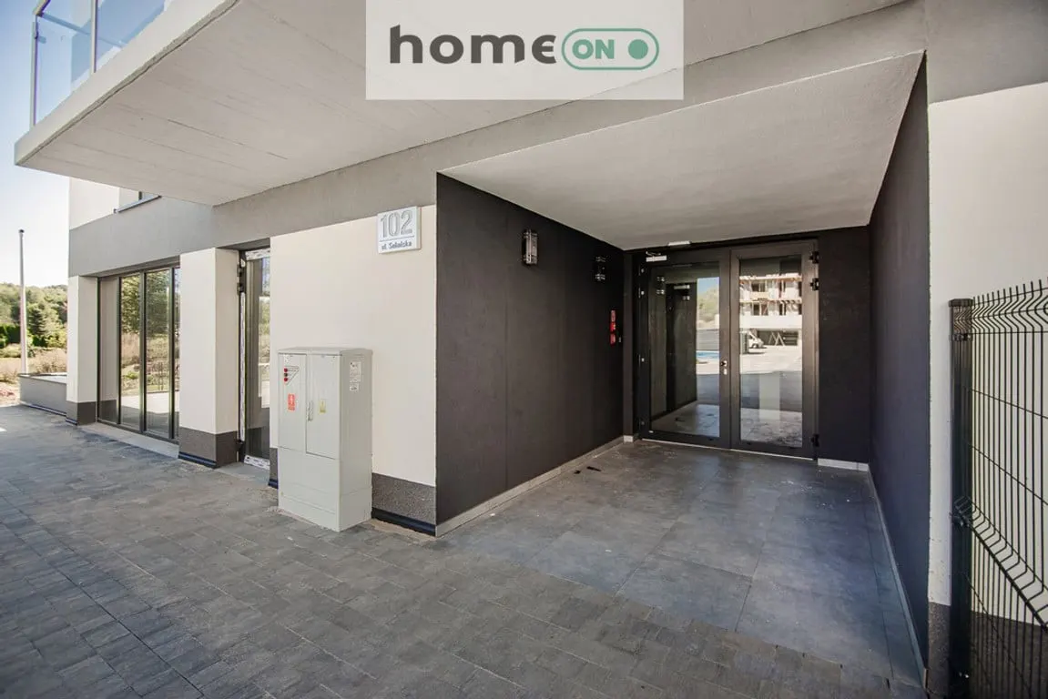 NOWA PANORAMA — 11